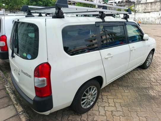 Toyota probox F extra image 5