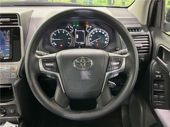 2021 TOYOTA LAND CRUISER PRADO TX image 3