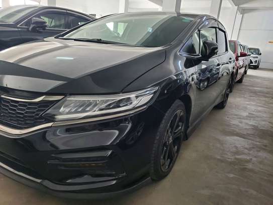 Honda jade Rz image 2