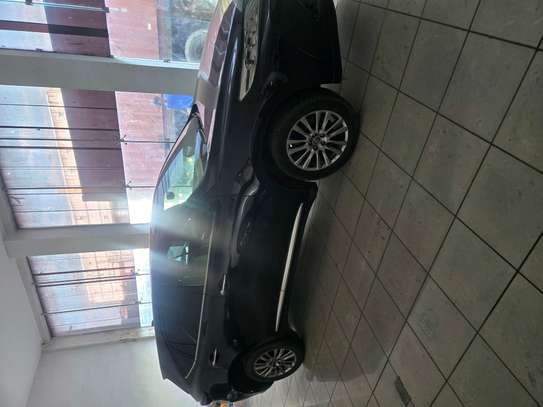 Toyota harrier newshape image 2