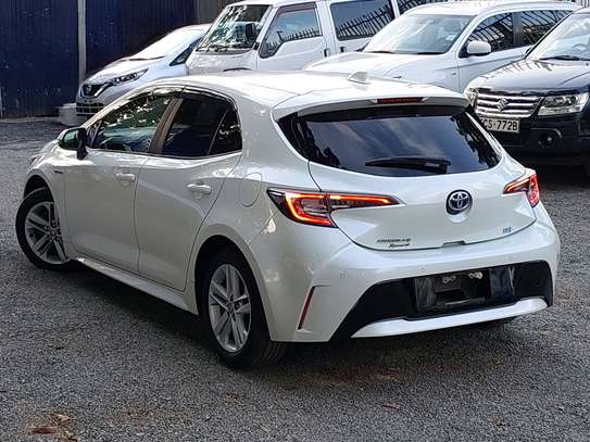 Toyota Corolla sport white color fully loaded 2019 model. image 6