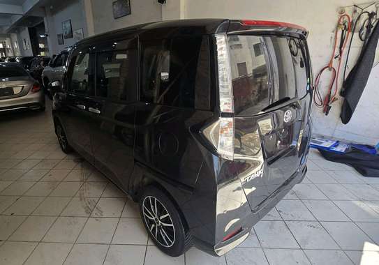 TOYOTA TANK,660 CC,BLACK IN COLOUR image 2