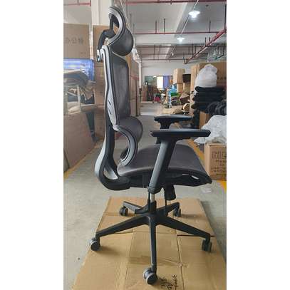 Office chair: Black Swivel Orthopedic office chair image 4