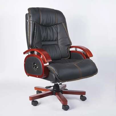 Office Chairs: Modern Leather Directors Seat image 6