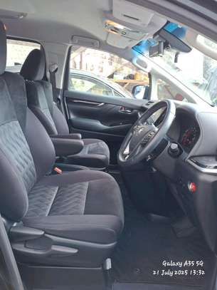Toyota Vellfire black 2019 image 4