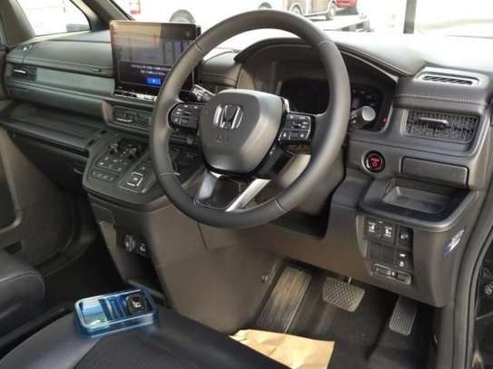 2023 Honda StepWagon Spada image 5