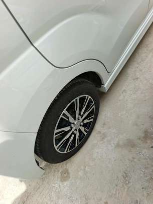 Daihatsu move custom 2018 image 6