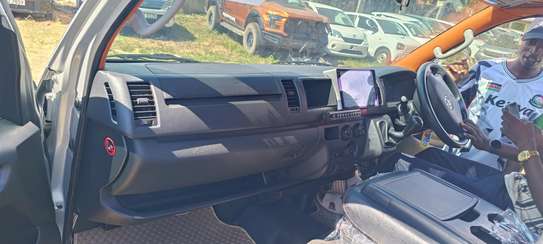 Toyota Hiace 9l Manual Diesel engine VIP image 8