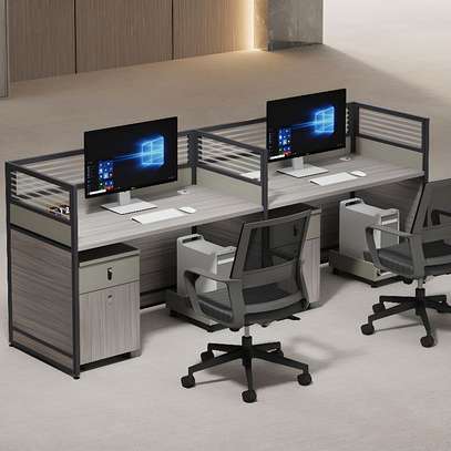Office Desk: 1-  Way  Modular Workstation image 4