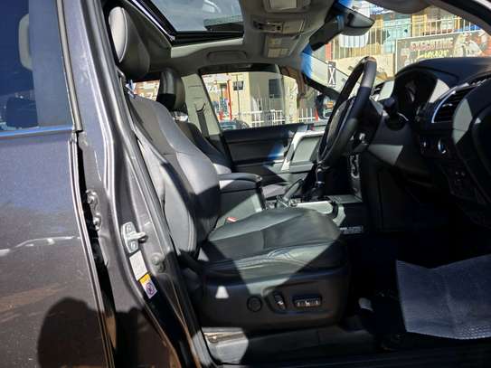 2019 Toyota land cruiser kakadu image 4