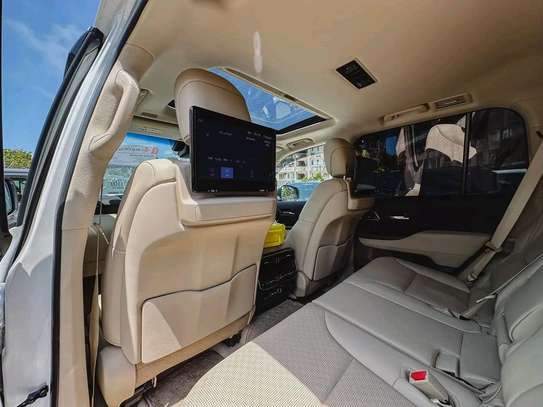 Toyota land cruiser Zx Sunroof 2022 image 3