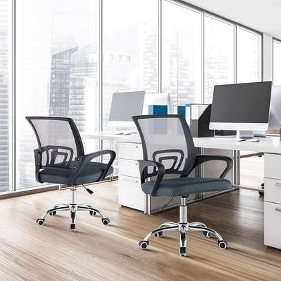 Ergonomic Low Mack Secretarial Task Chair image 2