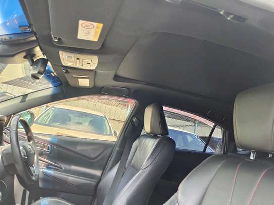 Toyota Harrier premium white 2018 image 7