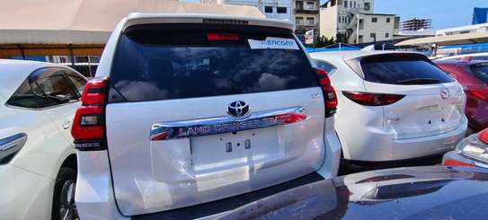 Toyota Land cruiser Prado Tx petrol 2018 image 14
