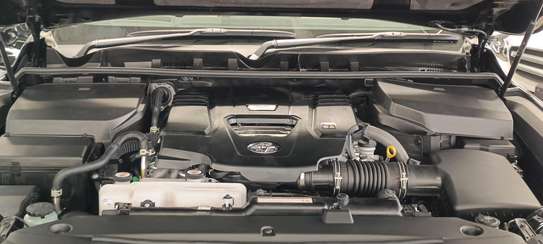 Toyota land Cruiser ZX Diesel ⛽ Black 2021 image 7
