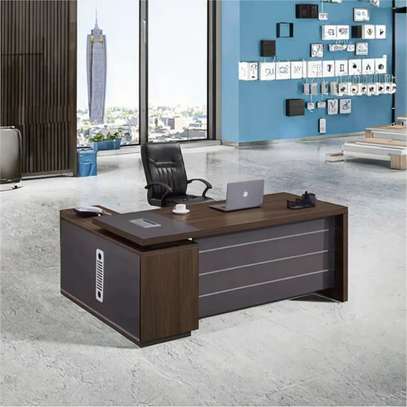 Office Desk: 1.8 Meter Extended Office Desk In Awendo image 7