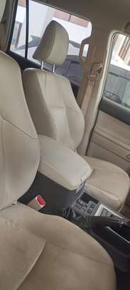 Toyota land Cruiser Prado TX petrol 2018 5 seater image 3