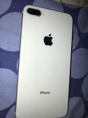 IPHONE 8 plus 256gb image 2