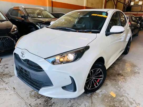 TOYOTA YARIS 2019 WHITE image 3