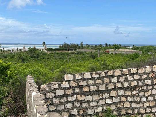 Prime 100*100 in Watamu image 2