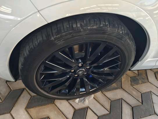 Land Rover sport R.V.S 2018 white image 4