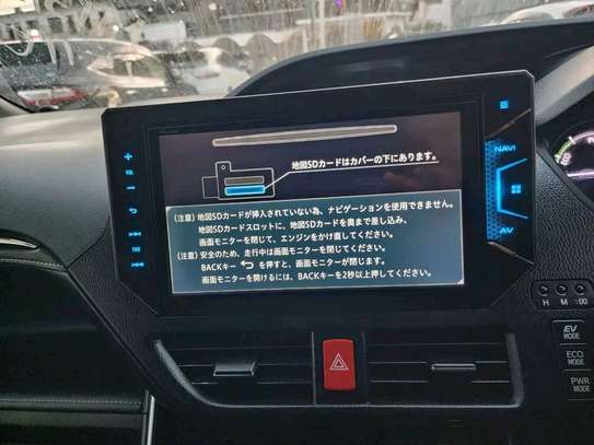 TOYOTA ESQUIREHYBRID,2019 2WD,(WE ACCEPT HIRE PURCHASE) image 9