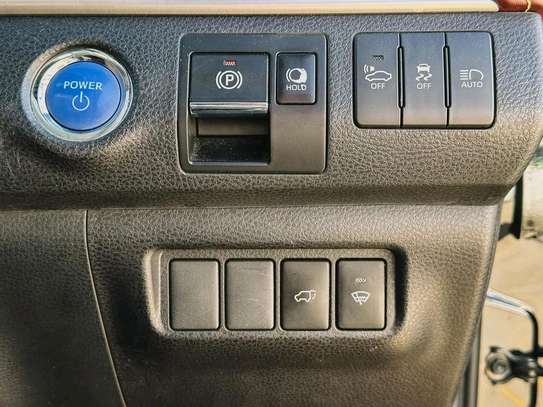 Toyota Harrier hybrid 2019 2WD image 9