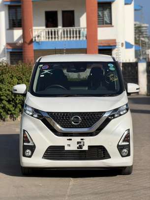 Nissan dayz image 4