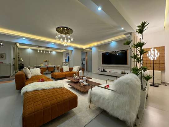 5 Bed Apartment with En Suite in Kilimani image 11