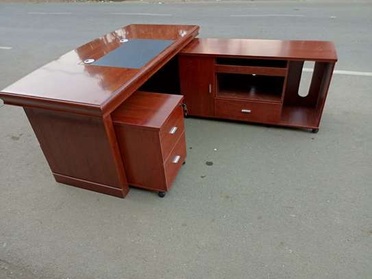 Executive office desk image 5