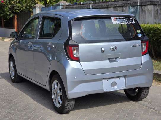 Daihatsu Mira silver 2018 2wd image 9
