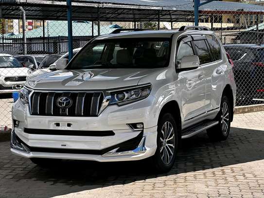 Toyota Land Cruiser Prado TZG image 4