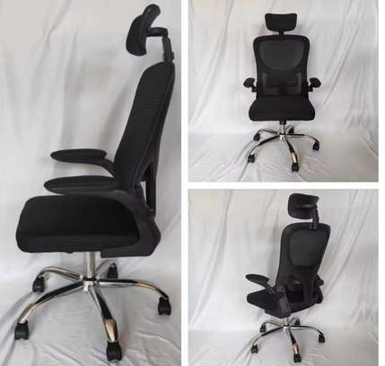 Office Chair: Swivel Ergonomic Sturdy Office Seat image 6