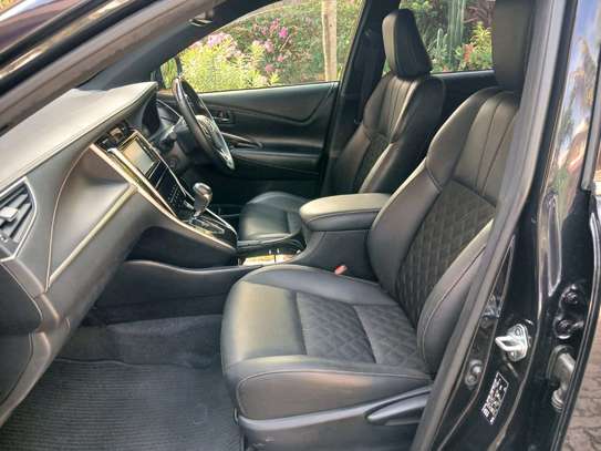 TOYOTA HARRIER 2019MODEL PREMIUM PACKAGE image 4