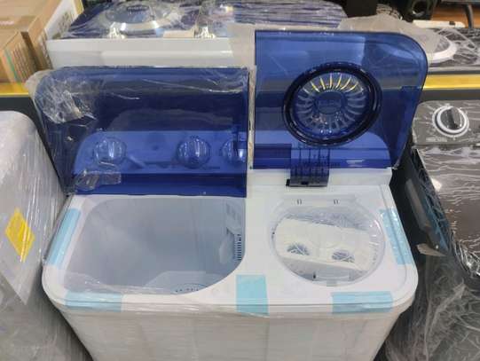Hisense Twin Tub 11KG Washing Machine image 3