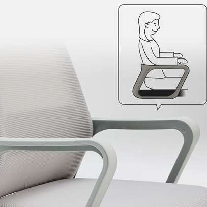Office Chairs: Cantilever Boardroom Chair image 5