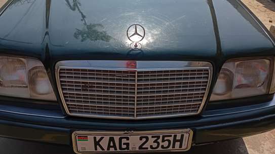 Mercedes Benz E-Class E220 Used image 11