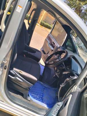 TOYOTA NOAH NEW SHAPE 2014 MODEL image 8