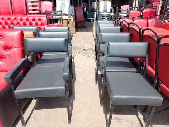 CATERINA VISITOR CHAIRS image 6
