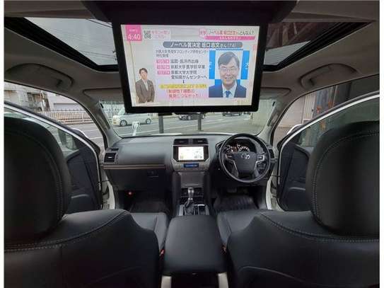 2020 TOYOTA LAND CRUISER PRADO TX L Package image 10