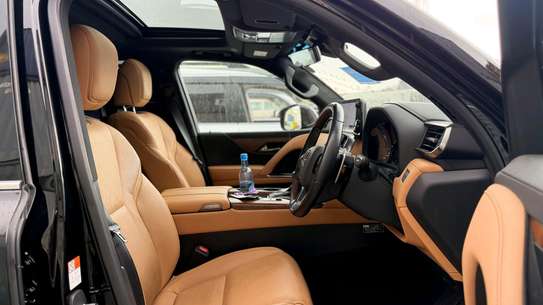 LEXUS LX 600,2021,( WE ACCEPT HIRE PURCHASE &BANK FINANCE) image 7