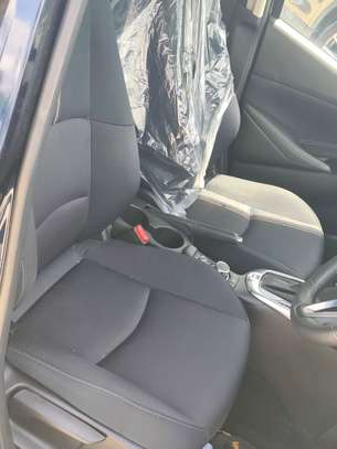 MAZDA 2 image 4
