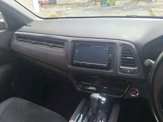 HONDA VEZEL RS NORMAL 2018MODEL image 4