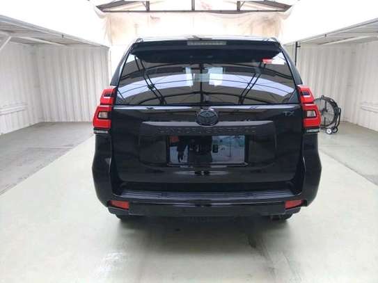 Toyota prado 2019 model image 4