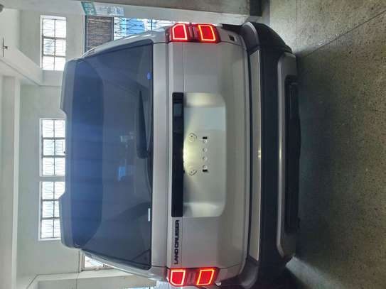 Toyota landcruiser prado 250 series image 7