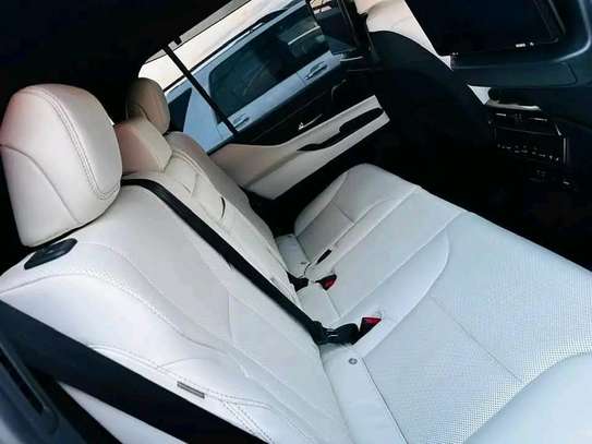 Lexus LX600 Black 2024 Zero mileage image 7