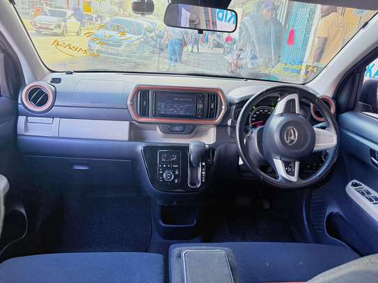 Daihatsu boon image 7