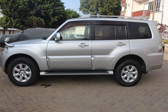 Mitsubishi Pajero DiD Exceed Rockford 2019 112,000 Kms image 4