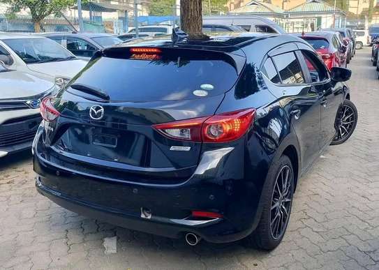 Mazda axela hatchback petrol ⛽️ image 2