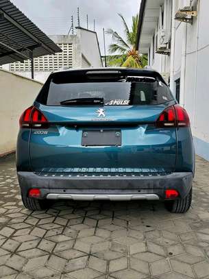 Peugeot 2008 2018 green image 9